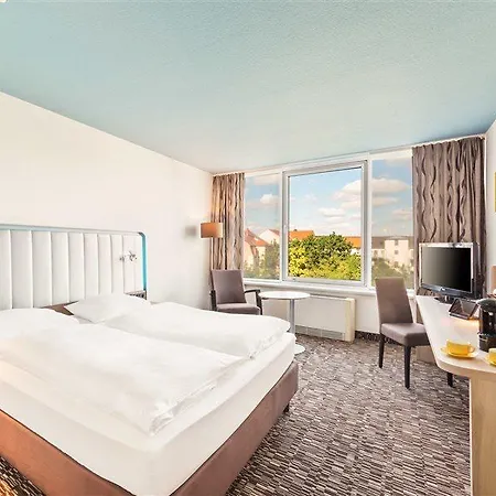 Western Hotel 3*