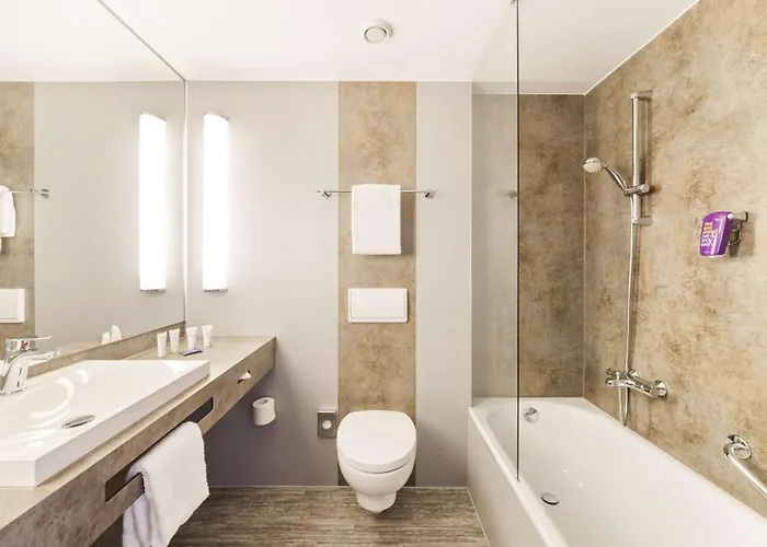 Отель Western 3*