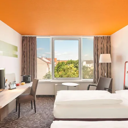 Hotel Western