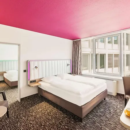 Western 드레스덴