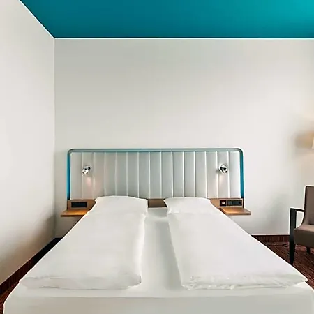 Western Hotel