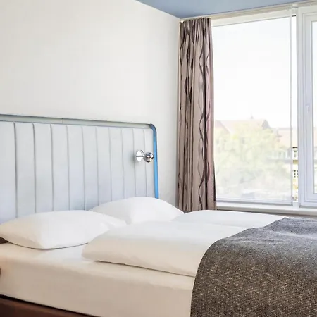 Western Hotel 3*