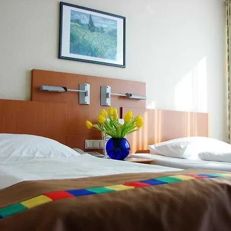 Western Hotel 3*