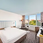 Western Hotel